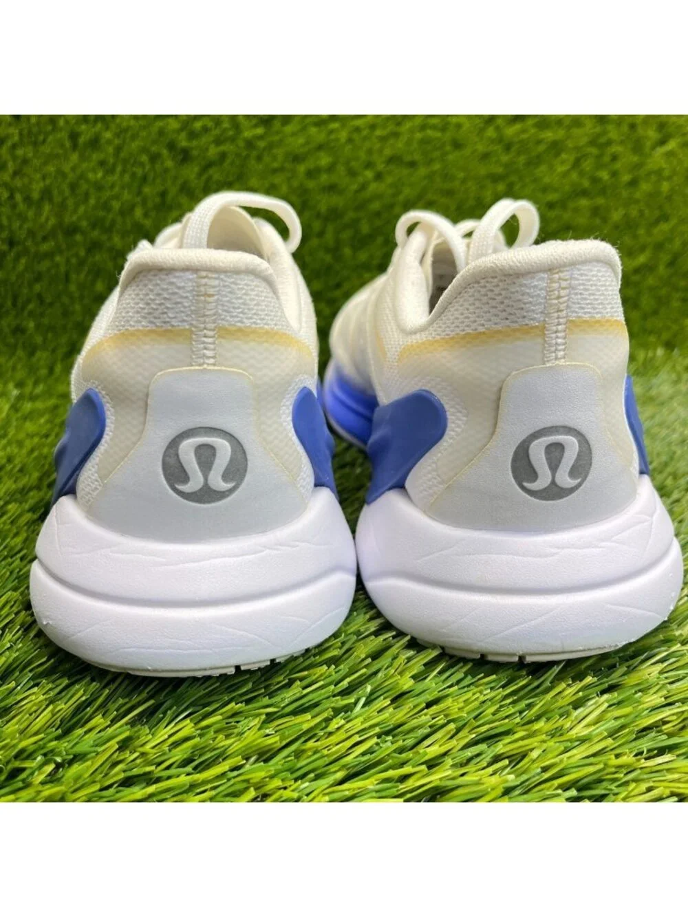 Lululemon Blissfeel Run 2 Womens Size 8 White Athletic Running Shoes Sneakers